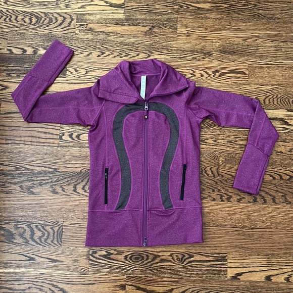 Lululemon Purple Athletic Zip-up. Size 4. - Picture 3 of 5